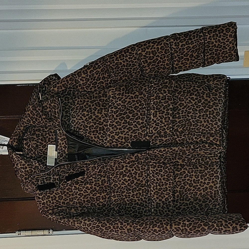 NWT MK LEOPARD PUFFER